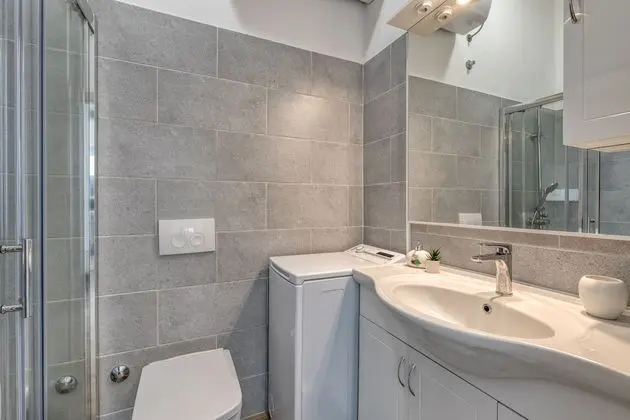 Family Apart Daire, 1 Çift Kişilik Yatak ve Çekyat, Bahçeli (Pool Apartment Happy Sound)