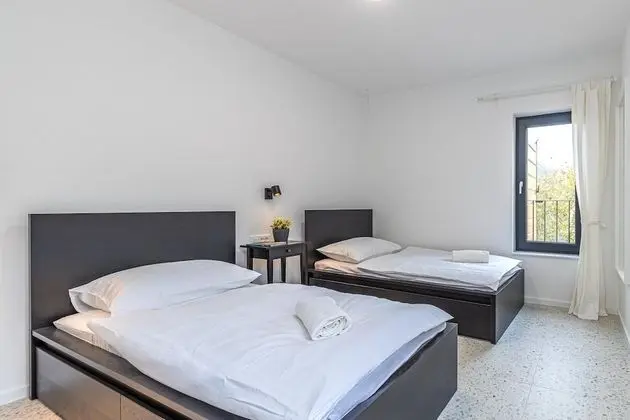 Standard Apart Daire, Birden Çok Yatak, 2 Banyolu, Bahçeli (Pool Apartment Sapore Di Mare 1)