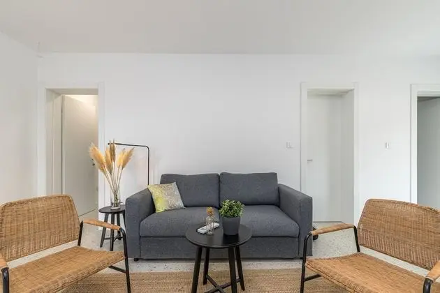 Standard Apart Daire, Birden Çok Yatak, 2 Banyolu, Bahçeli (Pool Apartment Sapore Di Mare 1)