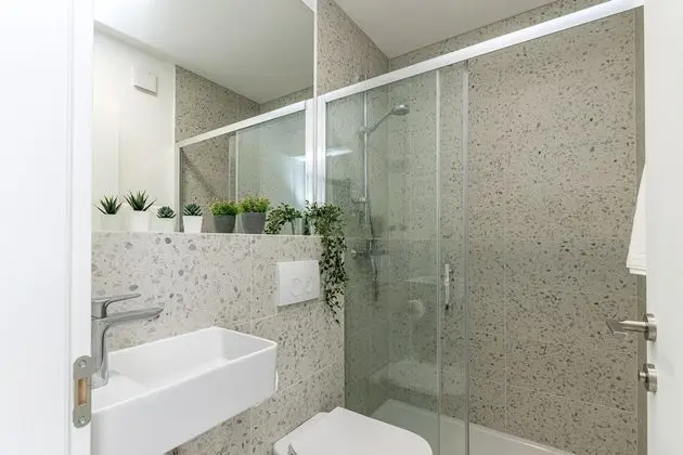 Standard Apart Daire, Birden Çok Yatak, 2 Banyolu, Bahçeli (Pool Apartment Sapore Di Mare 1)