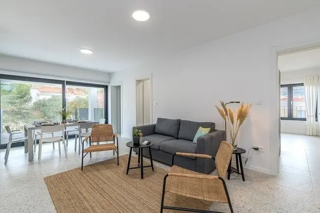 Standard Apart Daire, Birden Çok Yatak, 2 Banyolu, Bahçeli (Pool Apartment Sapore Di Mare 2)