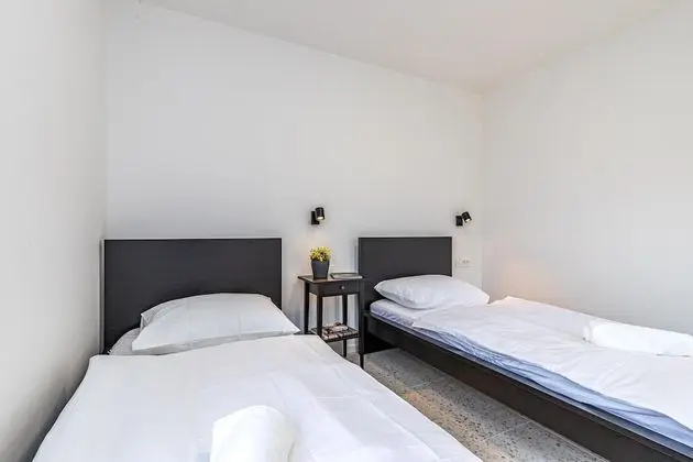 Standard Apart Daire, Birden Çok Yatak, 2 Banyolu, Bahçeli (Pool Apartment Sapore Di Mare 2)