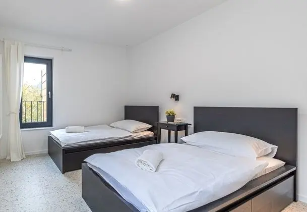 Standard Apart Daire, Birden Çok Yatak, 2 Banyolu, Bahçeli (Pool Apartment Sapore Di Mare 2)