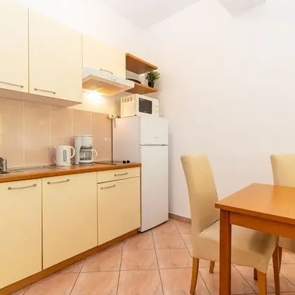 Family Apart Daire, 1 Çift Kişilik Yatak ve Çekyat, Bahçeli (Pool Apartment Suzi 12)