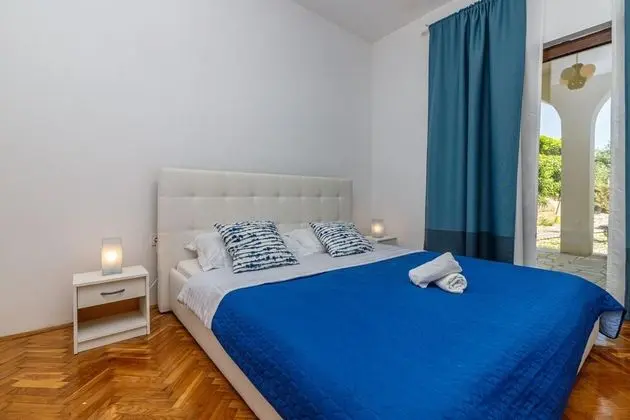 Family Apart Daire, Birden Çok Yatak, Bahçeli (Pool Apartment Tea Krk Island)