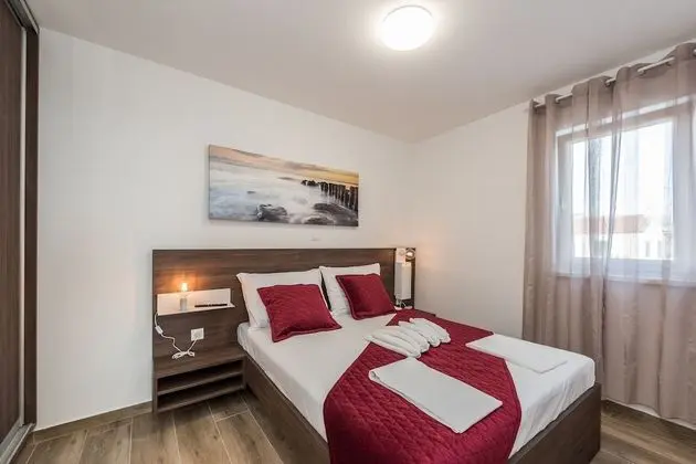 Deluxe Apart Daire, 2 Yatak Odası, Balkon, Havuz Manzaralı