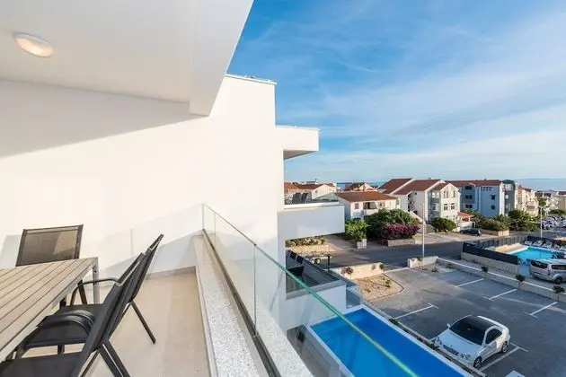 Deluxe Apart Daire, 2 Yatak Odası, Balkon, Havuz Manzaralı