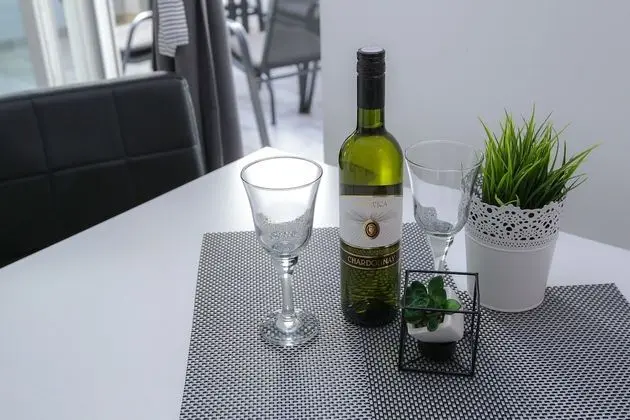 Apart Daire, 1 Yatak Odası, Teras, Havuz Manzaralı (A2)