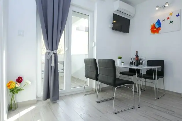 Deluxe Apart Daire, 2 Yatak Odası, Balkon, Havuz Manzaralı (A1)