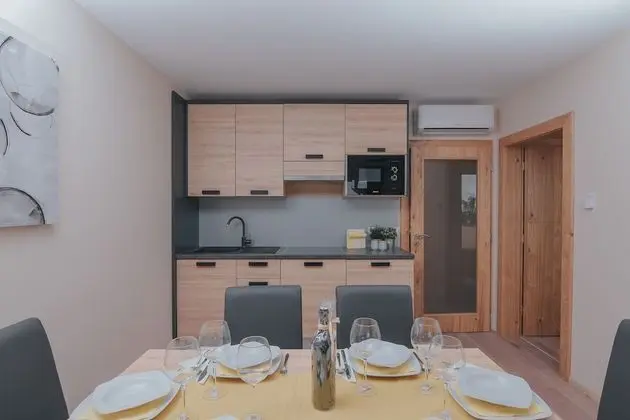 Apart Daire, 2 Yatak Odası, Balkon, Deniz Manzaralı