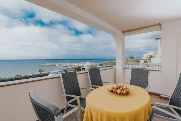 Apart Daire, 2 Yatak Odası, Balkon, Deniz Manzaralı