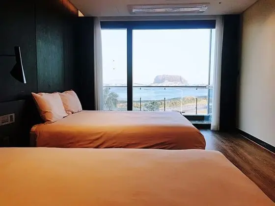 Deluxe Spa
