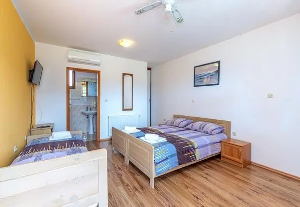 Family Villa, Birden Çok Yatak, Bahçeli (Pool & Fun House Betiga 1 with gym)