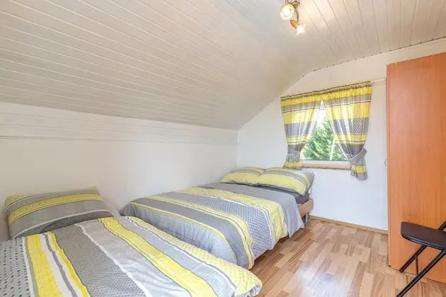 Family Ev, Birden Çok Yatak, Bahçeli (Pool House Klara With Sauna)