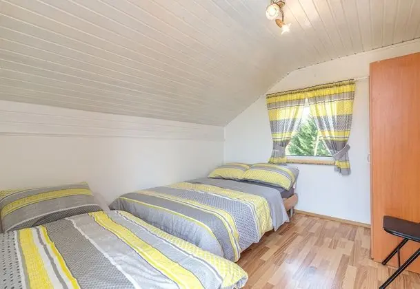 Family Ev, Birden Çok Yatak, Bahçeli (Pool House Klara With Sauna)