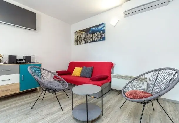 Family Ev, Birden Çok Yatak, Bahçeli (Pool House Klara With Sauna)