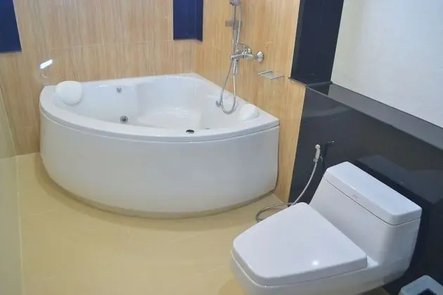 Deluxe Room with Jacuzzi