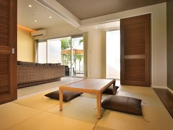Villa, Sigara İçilmez (Poolside BBQ)