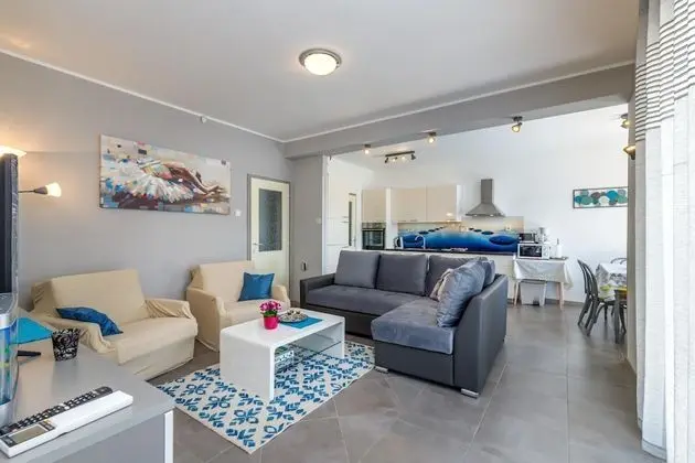 Family Villa, Birden Çok Yatak, 2 Banyolu, Bahçeli (Pool Villa Maro In Nature)