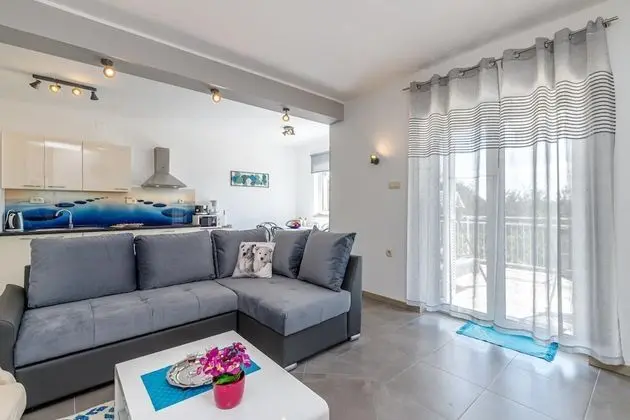 Family Villa, Birden Çok Yatak, 2 Banyolu, Bahçeli (Pool Villa Maro In Nature)