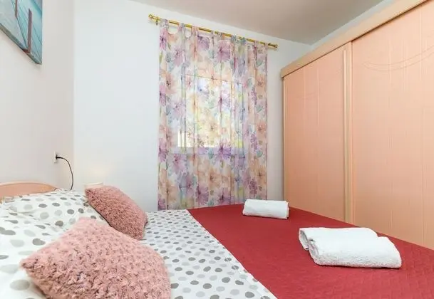 Family Villa, Birden Çok Yatak, 2 Banyolu, Bahçeli (Pool Villa Maro In Nature)