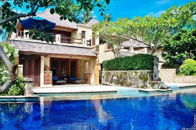 Pool Villa Club (Lagoon Swimming Pool with Private Jacuzzi)