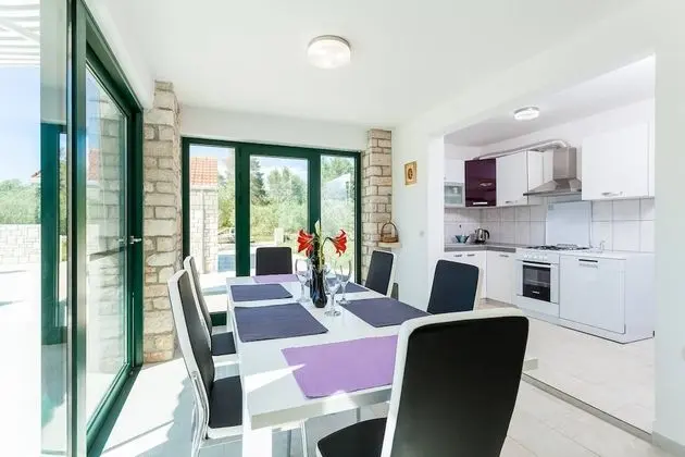 Villa, 2 Yatak Odası, Engellilere Uygun