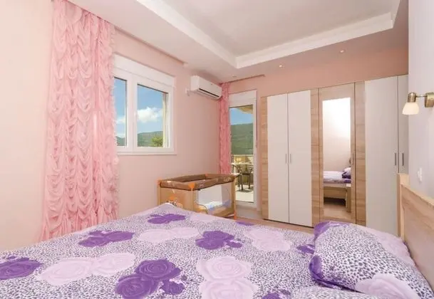 Family Villa, Birden Çok Yatak, Bahçeli (Pool Villa Panorama Mojdež)