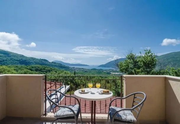 Family Villa, Birden Çok Yatak, Bahçeli (Pool Villa Panorama Mojdež)