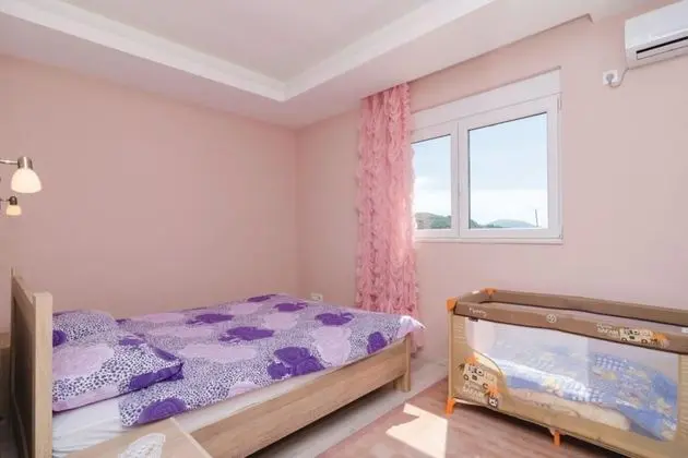 Family Villa, Birden Çok Yatak, Bahçeli (Pool Villa Panorama Mojdež)