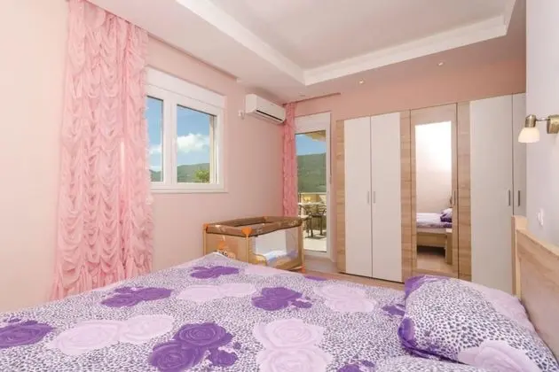 Family Villa, Birden Çok Yatak, Bahçeli (Pool Villa Panorama Mojdež)