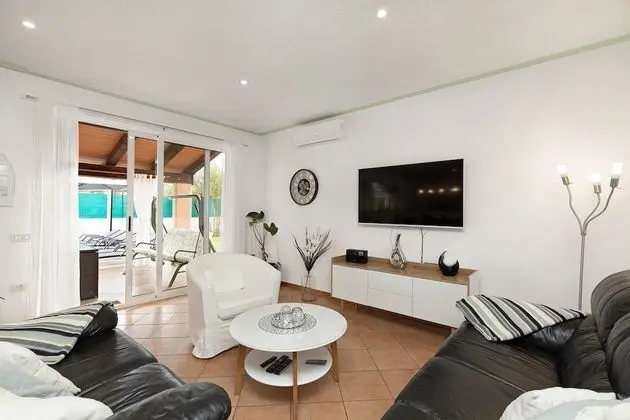 Family Villa, Birden Çok Yatak, Bahçeli (Pool Villa Petra's Place)