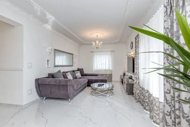 Family Villa, Birden Çok Yatak, Buzdolabı ve Mikrodalga, Bahçeli (Pool Villa Relax)