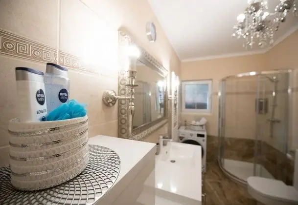 Family Villa, Birden Çok Yatak, Buzdolabı ve Mikrodalga, Bahçeli (Pool Villa Relax)