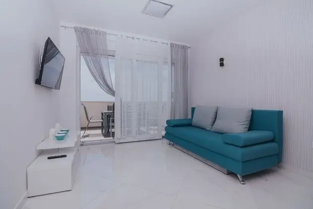 Superior Apart Daire, 2 Yatak Odası, Teras (B1)