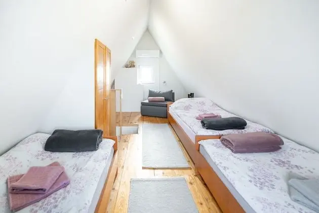Family Ev, Birden Çok Yatak, Bahçeli (Pool&Sauna House Apati on Danube)