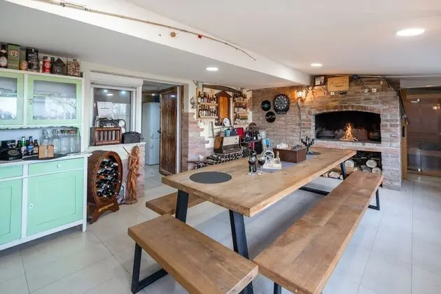 Family Ev, Birden Çok Yatak, Bahçeli (Pool&Sauna House Apati on Danube)