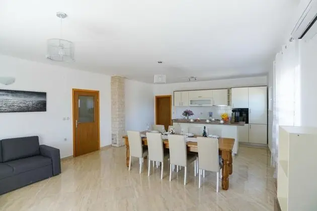 Family Villa, Birden Çok Yatak, 2 Banyolu, Bahçeli (Pool Villa Sofija)