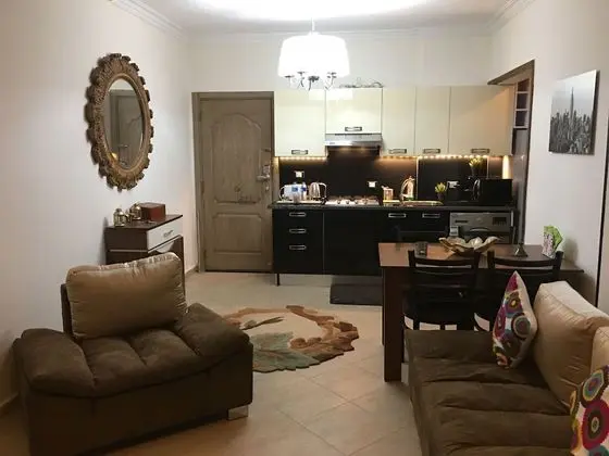 Apart Daire, 1 Yatak Odası, Havuz Manzaralı