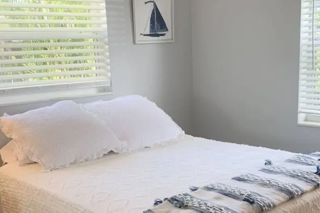 Ev (Chapel Hill - Poolside Retreat II)