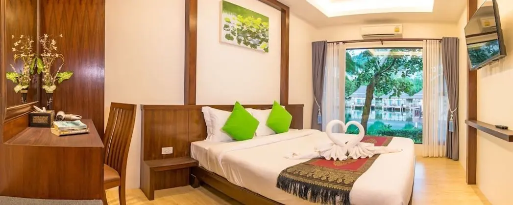 Luxury Villa, 3 Yatak Odası, Göl Manzaralı, Göl Kenarı