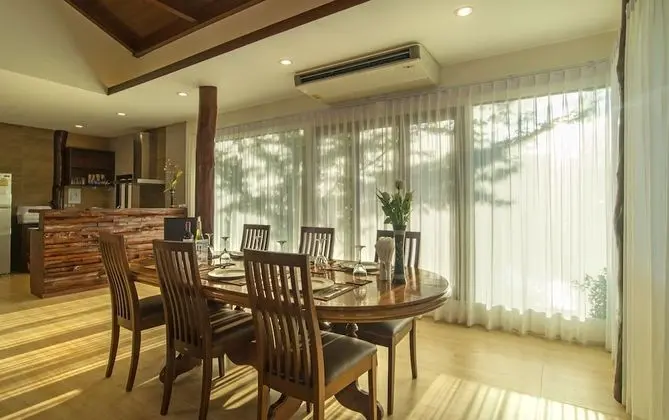 Luxury Villa, 3 Yatak Odası, Göl Manzaralı, Göl Kenarı