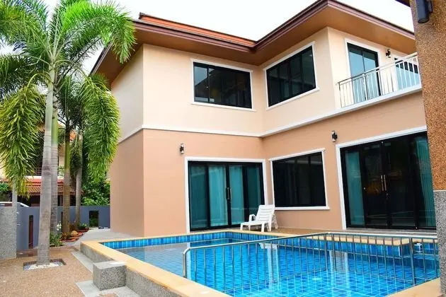 4-Bedroom Grand Pool Villa