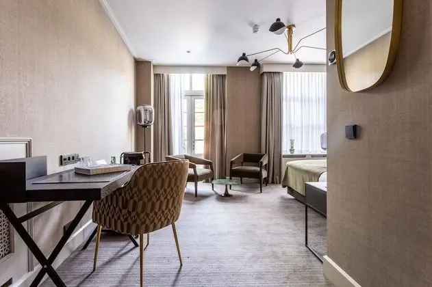 Luxury Tek Büyük Yataklı Oda