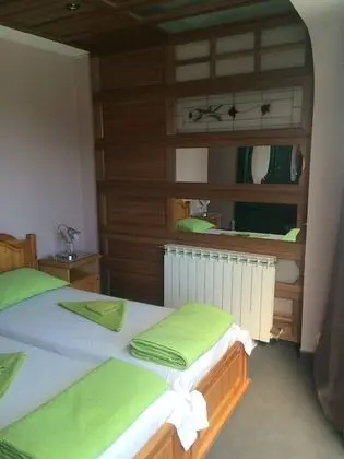 İki Ayrı Yataklı Oda, 2 Tek Kişilik Yatak