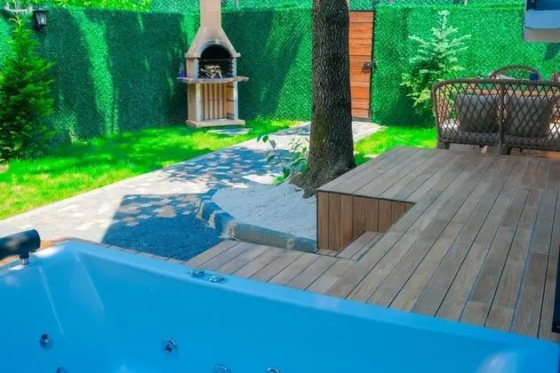 Havuzlu Bungalov
