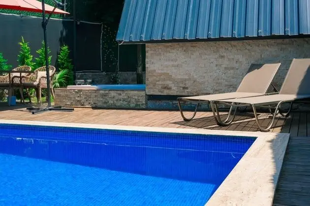 Havuzlu Bungalov