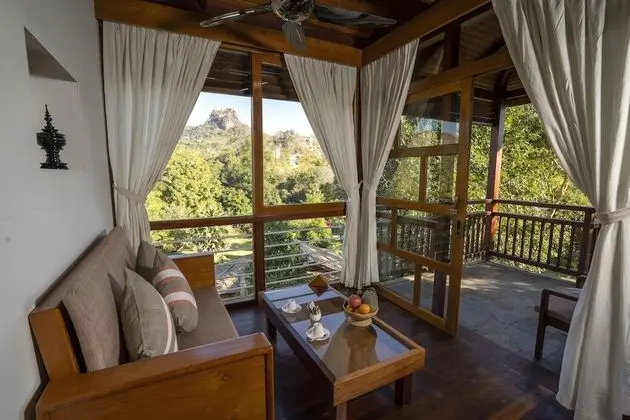 Deluxe Oda, Balkon