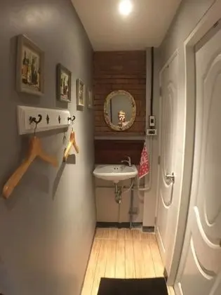Twin Room with Shower