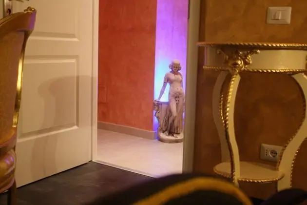 Junior Süit (Rosso / Beige)